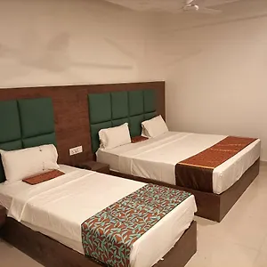 Tej Plaza ,a Family Near Igi Airport Delhi 4*, New Delhi India