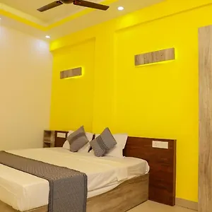 Karapuzha Residency Hotel